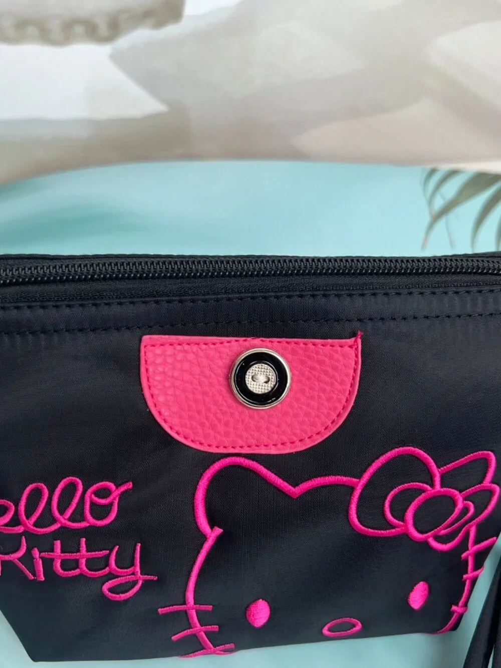 Hello Kitty MAKEUP BAG